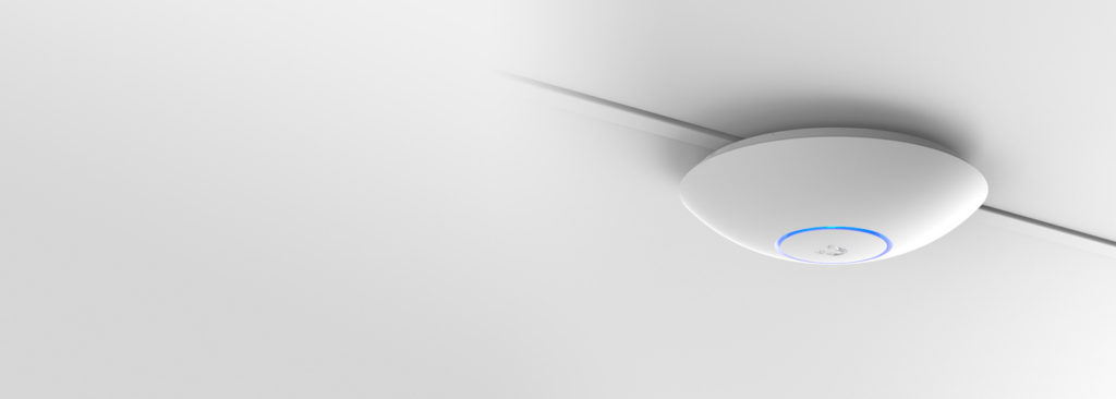 Instale tecnología Unifi UAP‑AC‑LR para su Hotel