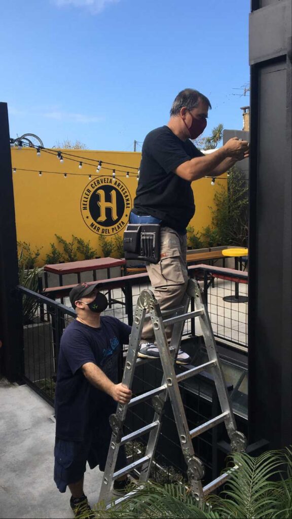 WiFiLink instalacion de camaras de seguridad HIKVISION en HELLER Cerveceria3