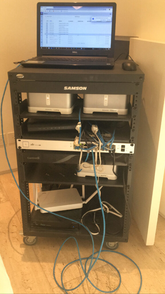 switch US24 unifi