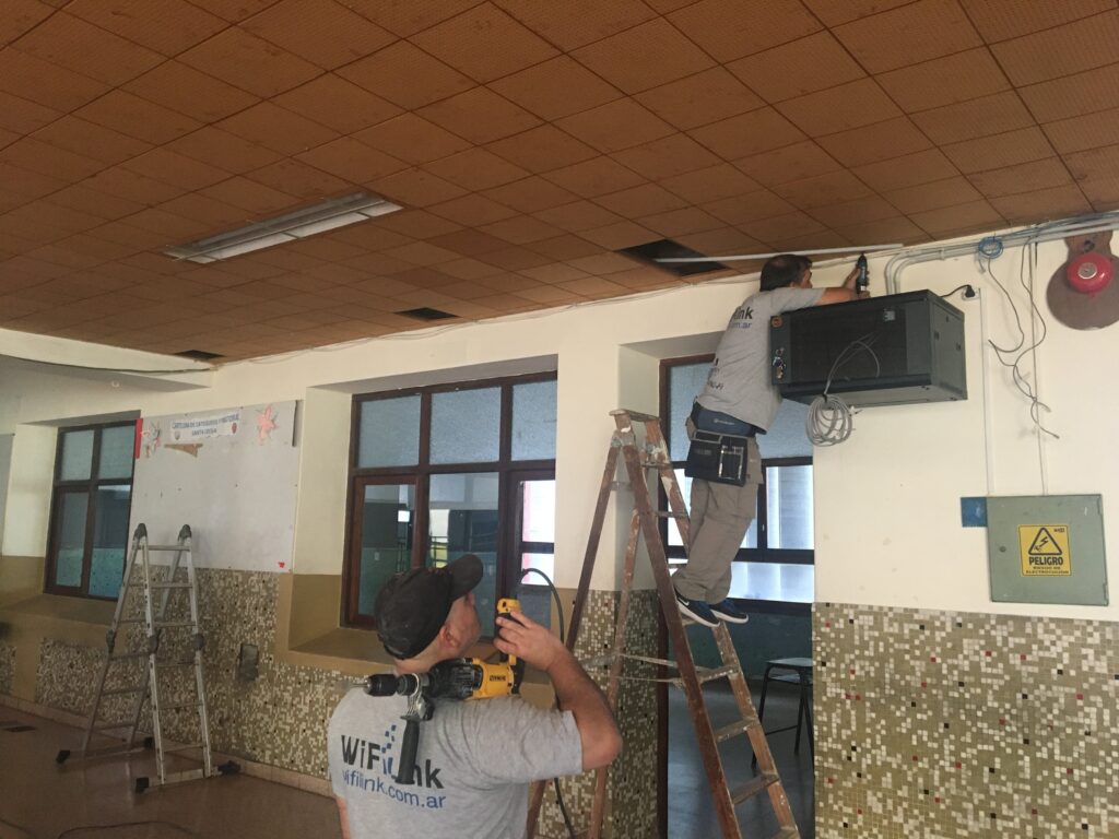 wifilink red wifi para escuelas. Colegio Santa Cecilia 11 min