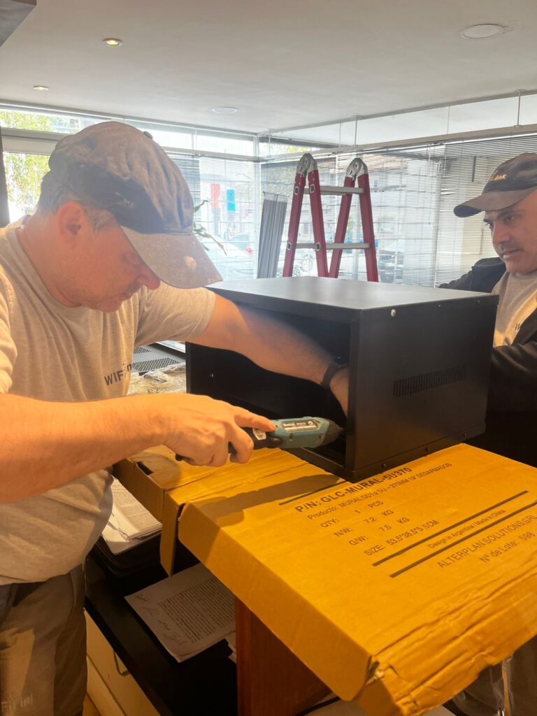 Cámaras de Seguridad Hikvision en Estudio Rawson 3 rack para dvr sistema de camaras de seguridad