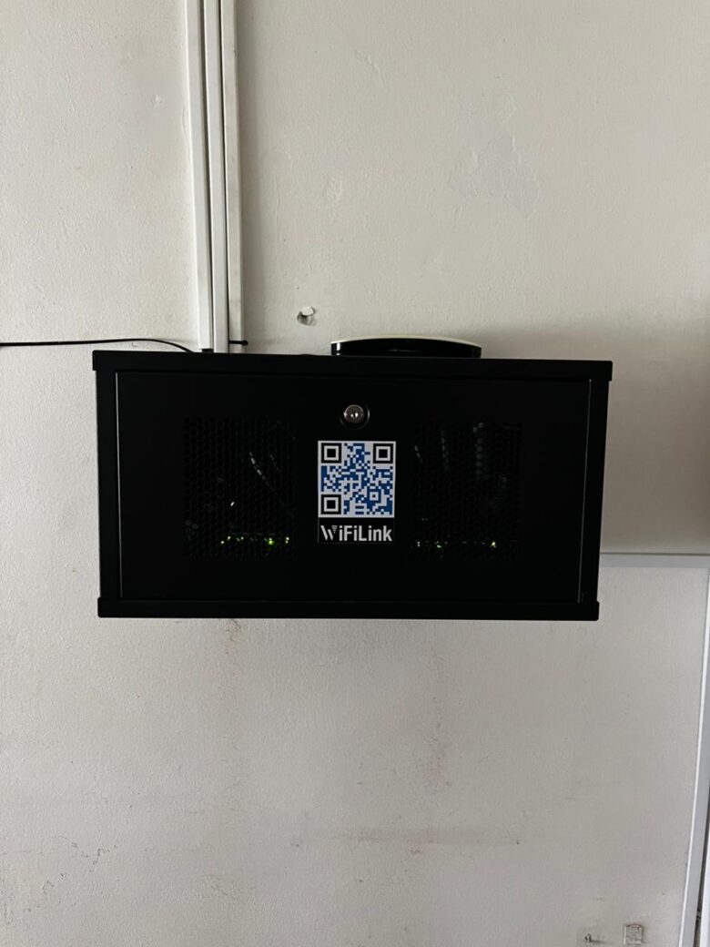 red wifi hotel del mar wifilink