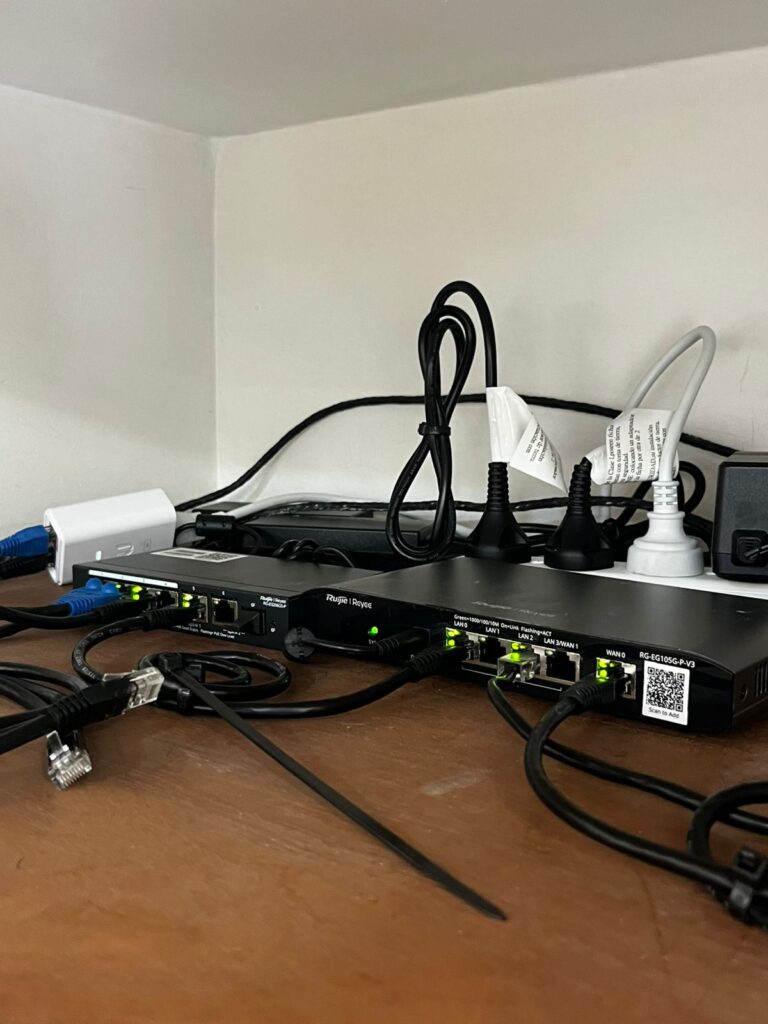 red wifi reyee cloud